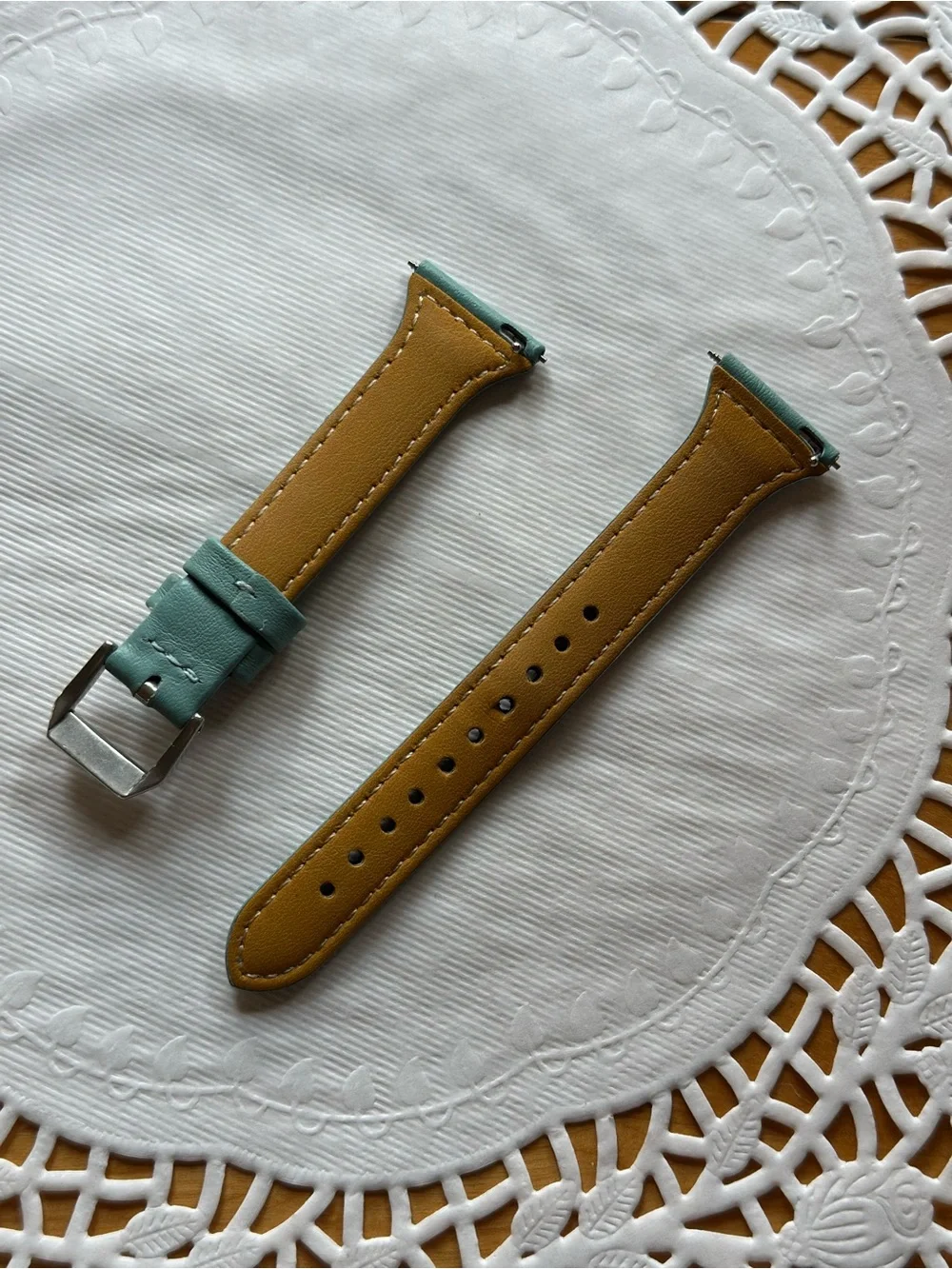 Bayite Teal Genuine Leather Band for Fitbit Versa 2 / Versa Lite / Versa